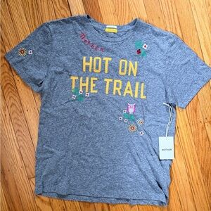 MOTHER Gray Tee with Yellow 'HOT ON THE TRAIL' and Floral Embroidery